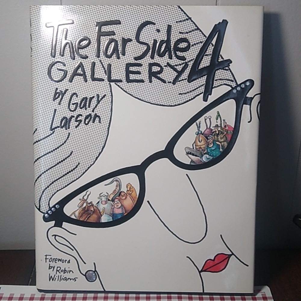 Hardcover Book The Far Side Gallery 4 By Gary Larson Foreword by Robin Williams